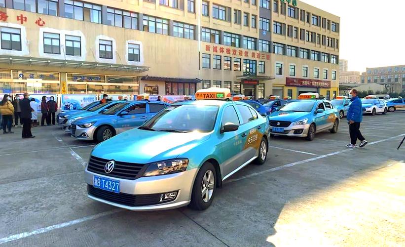 宁波出租车:勤奋夫妇月赚2万元的秘诀 宁波汽车租赁